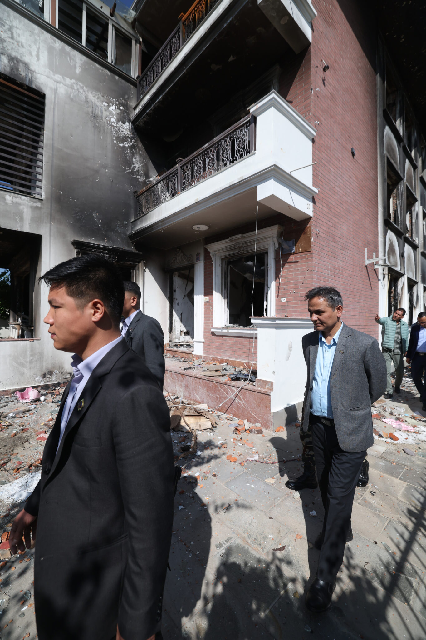 गृहमन्त्रीद्वारा पूर्व राष्ट्रपति भण्डारीको घरको अवलोकन