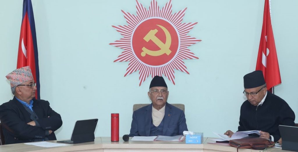 ओलीले पदाधिकारीको प्यानल रहस्यमै राख्दा पोखरेल पक्षमा अलमल