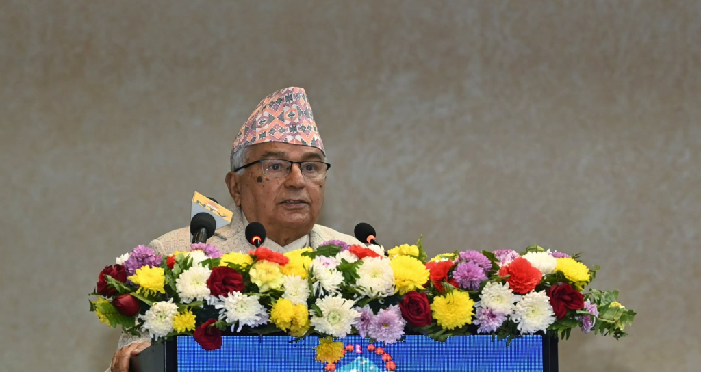 अख्तियारले शक्ति र पद हुँदैमा कानुनी जवाफदेहिताबाट मुक्त हुँदैन भन्ने विश्वास जनतालाई दिलाउनुपर्छ : राष्ट्रपति