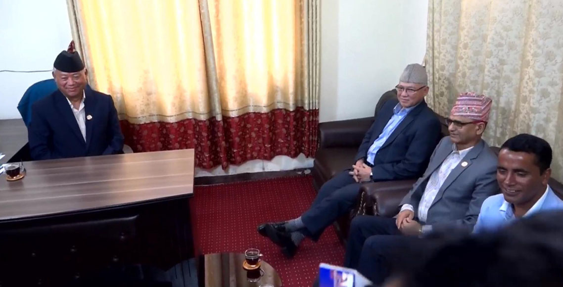 संसद् छलेर अध्यादेश ल्याउने सरकारी निर्णयविरुद्ध विपक्षी दलहरू एकजुट, सिंहदरबारमा रणनीति तय गरिँदै