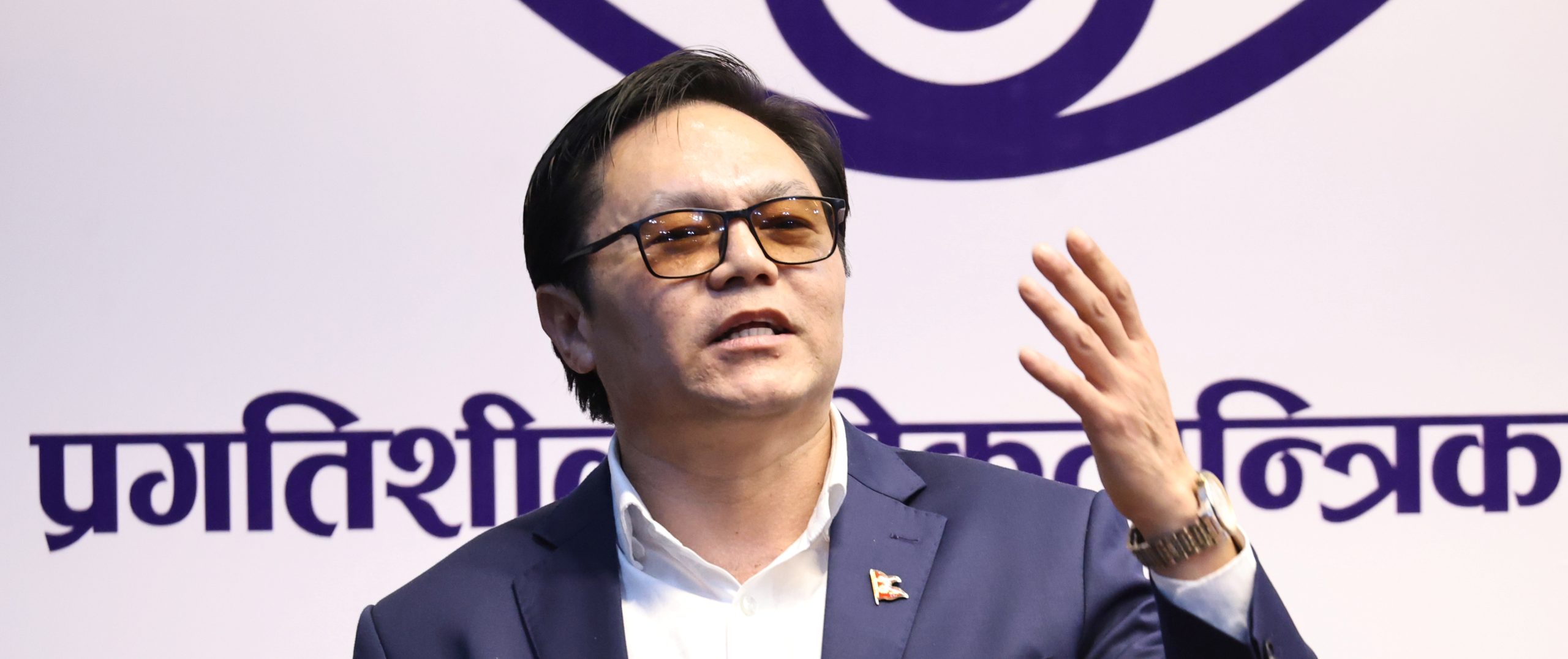 पूर्वमन्त्री सुदन किरातीद्वारा प्रलोपा परित्याग: ‘यात्रा कठिन भए पनि राजनीति जारी रहने’