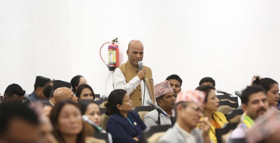 किसानका समस्याप्रति सांसद अमरेशकुमार सिंहद्वारा सरकारको ध्यानाकर्षण: मल आपूर्ति र उखु किसानको भुक्तानी तत्काल गर्न माग