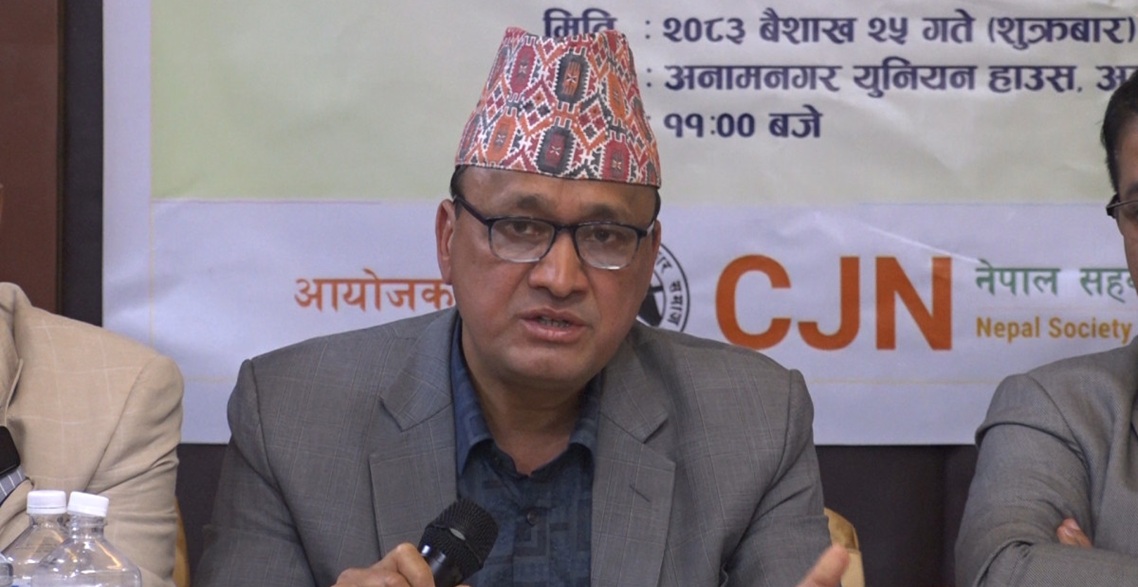सहकारी पीडितलाई सरकारी कोषबाट पैसा बाँडिँदैन, अपचलन गर्नेबाटै असुल गरेर फिर्ता गरिन्छ : सचिव भुजेल