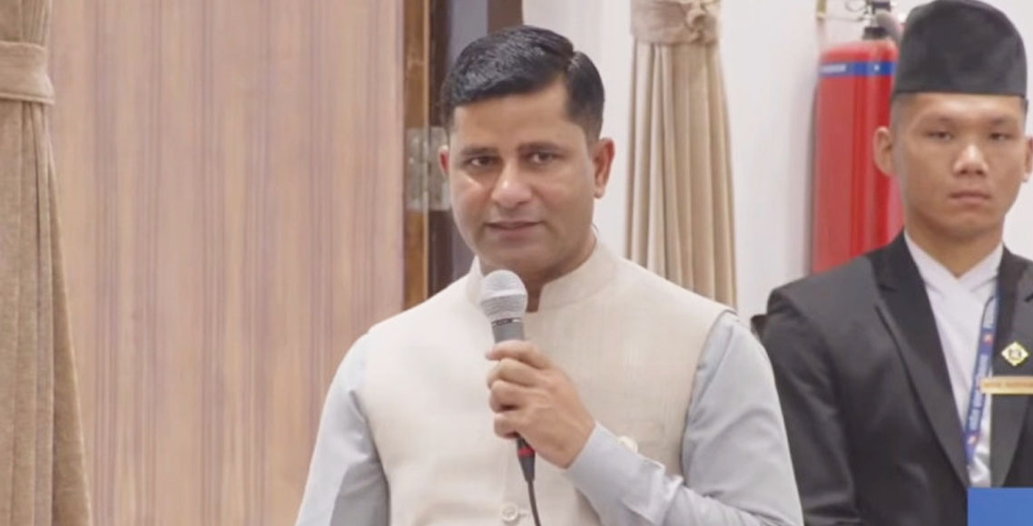 अत्यधिक गर्मीमा ‘लो भोल्टेज’ र विद्युत कटौतीले नेपालगञ्जबासी हैरान, समाधानका लागि सांसद राईद्वारा सरकारको ध्यानाकर्षण