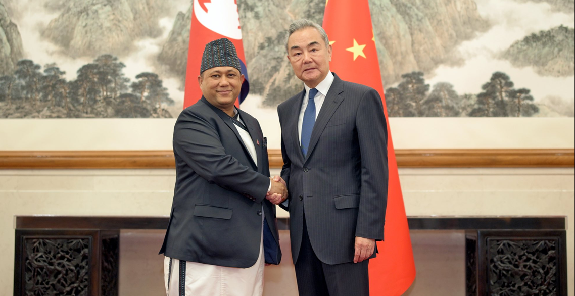 परराष्ट्रमन्त्री खनालको चीन भ्रमण: एजेन्डाविहीन यात्रामा पनि आपसी विश्वास बढाउने प्रयास