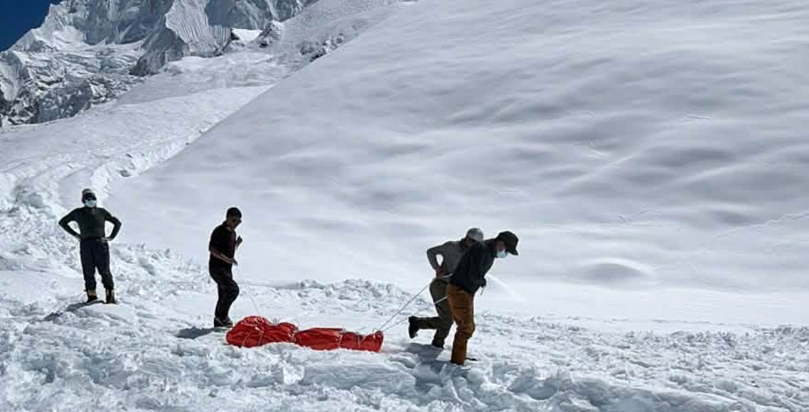 मनाङको हिम्लुङ हिमपहिरोमा ज्यान गुमाउनेको संख्या ११ पुग्यो, थप चार जनाको शव भेटियो